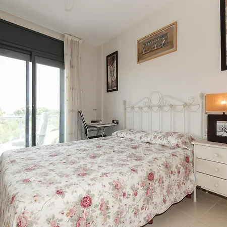Apartment Uhc Oliveras *