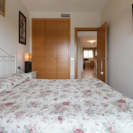 Apartment Uhc Oliveras *